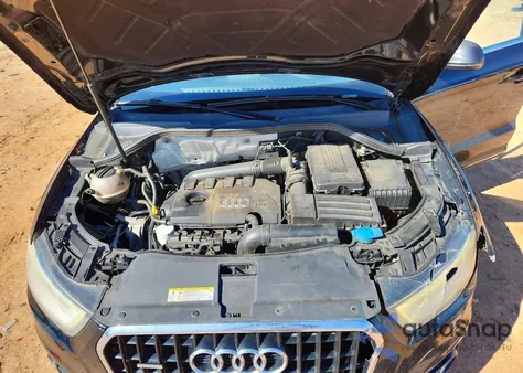 2015 Audi Q3 Premium Plus z USA, uszkodzony, nr VIN WA1EFCFS0FR001324